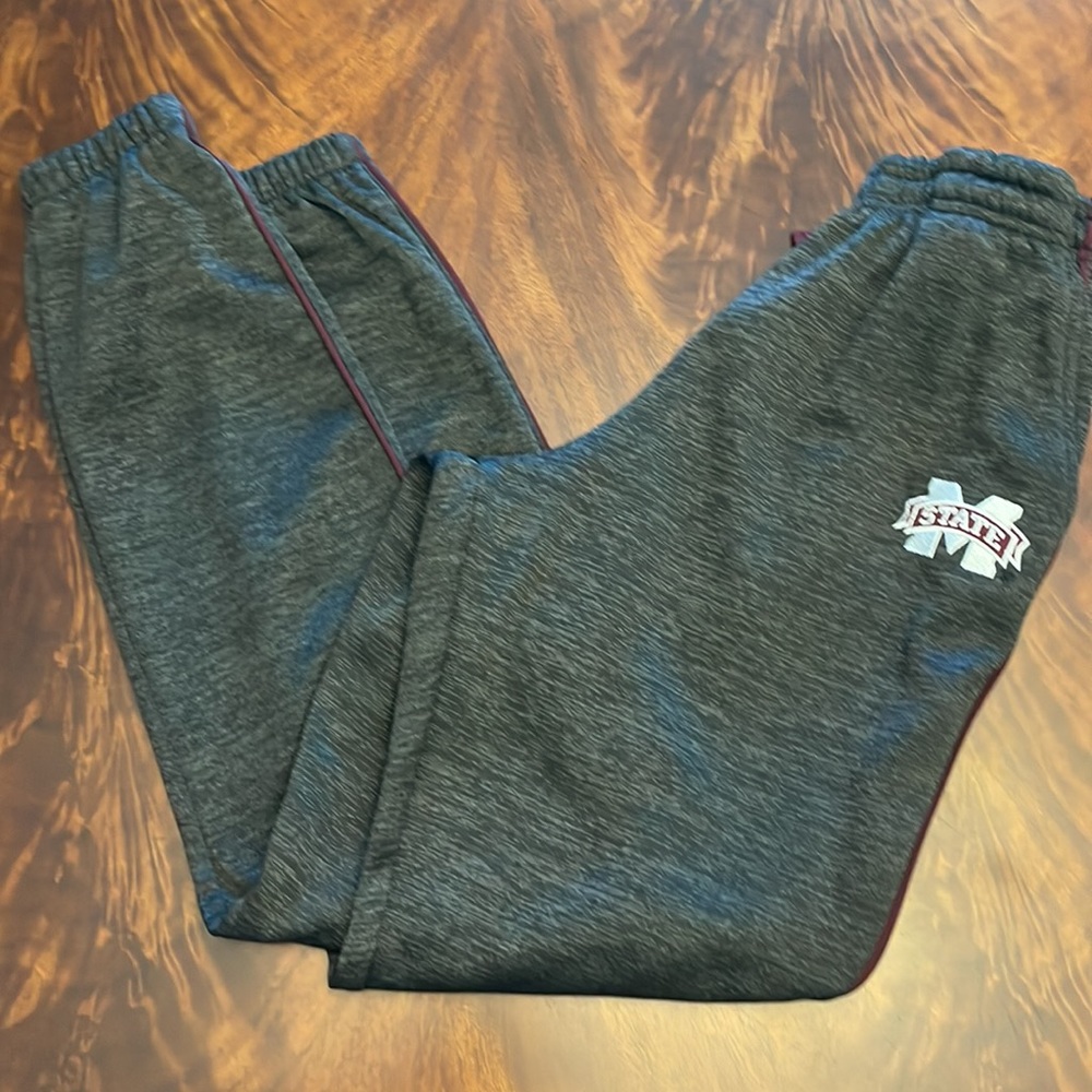 Mens M State joggers. Size small